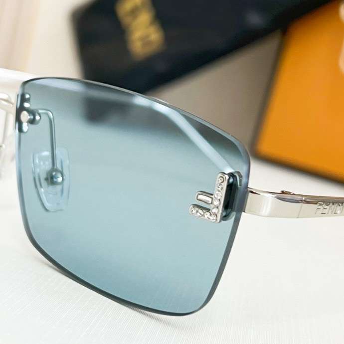 Picture of Fendi Sunglasses _SKUfw49434416fw